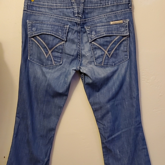 Jeans - Picture 3 of 3